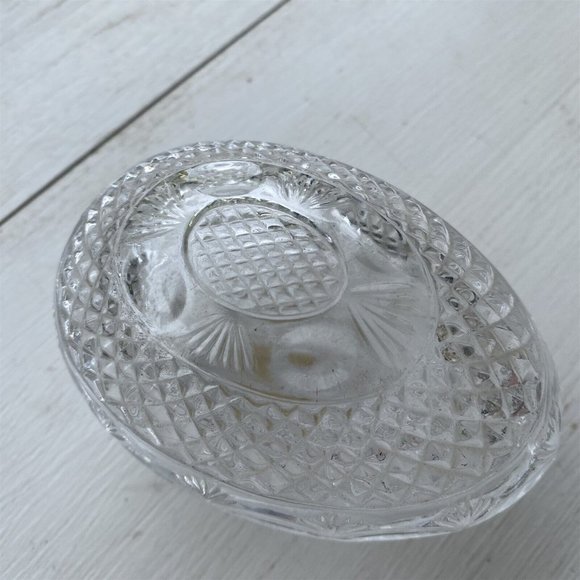 Vintage Avon 1977 Mothers Day Fostoria Lead Crystal Egg Soap Candy Trinket Dish - Picture 2 of 6
